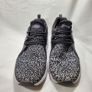 Womens BCG Size 8.5B Endure athletic shoes